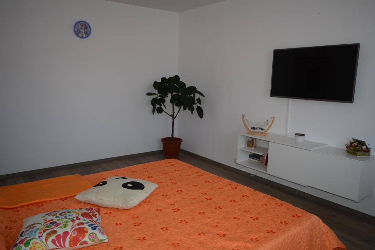 Apartament Spatios In Brasov Braşov Exterior foto